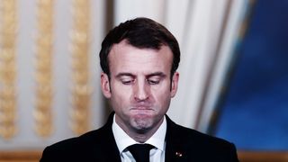 Emmanuel Macron renunţă la pensia de preşedinte, &icirc;n valoare de 6.220 de euro