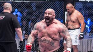 Sandu Lungu îl face praf pe fostul președinte Ion Iliescu: ”Luam medalia și direct în wc o aruncam sau îi dădeam cu ea în cap!”