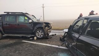 Două accidente au avut loc sâmbătă dimineață în județul Bacău în urma cărăra două persoane și-au pierdut viața