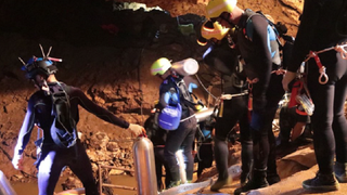 Unul dintre salvatorii copiilor fotbalişti din peştera Thamluang a murit din cauza unei infecţii a s&acirc;ngelui contractată &icirc;n timpul operaţiunii