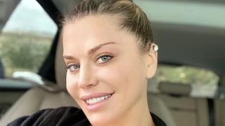 Loredana, dezvăluiri de la Revoluție: &rdquo;Se v&acirc;nduse deja &icirc;n milioane de copii!&rdquo;