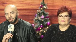 Primiți colindătorii? Cele mai tari vedete din România transmit urări de An Nou cititorilor stirilekanald.ro | VIDEO EXCLUSIV