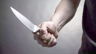 Vrancea: Un bărbat şi-a înjunghiat mortal fratele