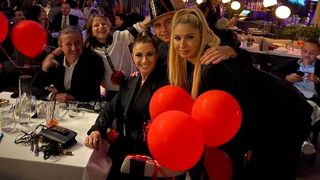 Anamaria Prodan îşi ia adio de la viaţa de lux din Dubai? Vezi motivul pentru care Anamaria şi Reghe ar putea fi obligaţi să părăsească Emiratele Arabe Unite!