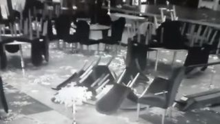 VIDEO | Dezastru după o petrecere de Revelion organizată la Biblioteca Națională