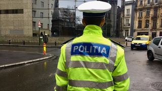 Şeful Poliţiei C&acirc;mpia Turzii, suspectat că a condus sub influenţa alcoolului. El este cercetat penal şi vizat şi de o anchetă internă după ce a refuzat să se supună testării cu aparatul alcooltest