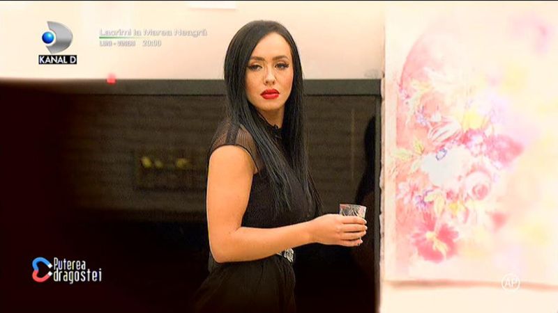 Ella de la „Puterea Dragostei” răzbunare pentru Jador: i-a șters noua piesă de pe Youtube. Află ce vedetă i-a dat block pe Instagram concurentului