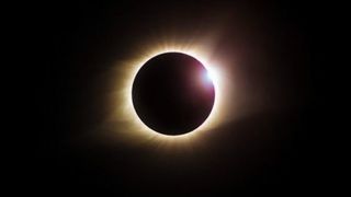 Eclipsa de Lună. Cum va putea fi observată prima eclipsă din 2020