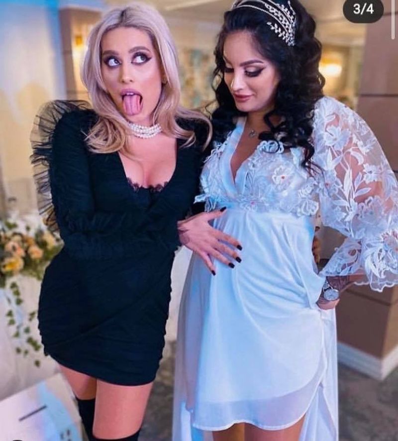 Simina de la „Puterea Dragostei” a devenit oficial doamna Zănoagă. Vezi cum arată bruneta în rochie de mireasă