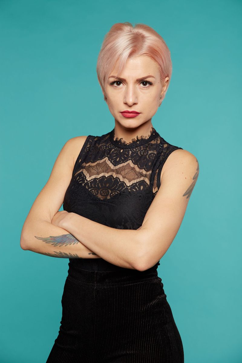 Zece concurenți curajoși, încă necunoscuți publicului larg, sunt gata să răspundă provocărilor „Survivor Romania", reality-ul ce va fi difuzat, în curând, la Kanal D