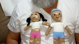 Gestul emoționant făcut de un bunic pentru nepoata lui. Deși suferă de o boală  rară se gândește și la cei din jur