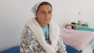 Ea este femeia cu cei mai mulți copii din România. Are 42 de ani și 20 de nașteri