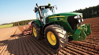 Fermierii ar putea primi &icirc;n acest an 411 milioane lei prin schema de ajutor de stat pentru reducerea accizei la motorina