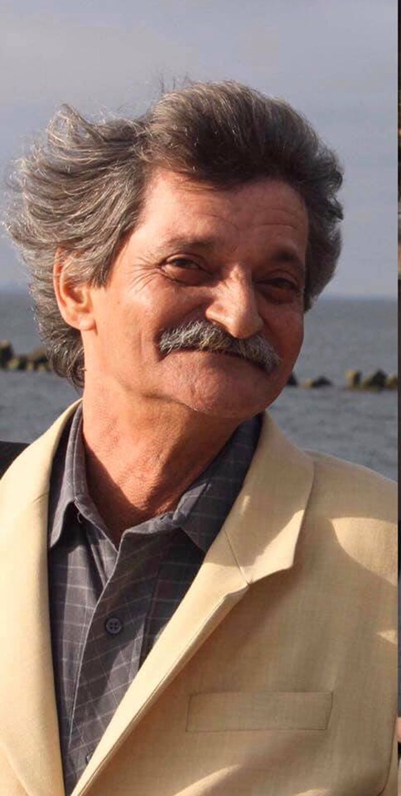 Luis Lazarus din nou în doliu! Unchiul său a murit