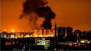 Atacuri aeriene &icirc;n F&acirc;şia Gaza viz&acirc;nd ţinte Hamas &icirc;n urma unor tiruri de proiectile palestiniene