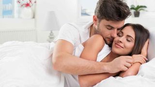 Două lucruri pe care să le oferi neapărat partenerului tău, în funcție de zodia lui