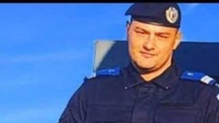 Caz șocant la Cluj. O fată a fost str&acirc;nsă de g&acirc;t și lovită cu pumnii p&acirc;nă a leșinat pe stradă