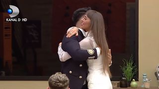 Mariana de la &bdquo;Puterea Dragostei&rdquo; &icirc;n extaz de c&acirc;nd a intrat Jador &icirc;n casă: &bdquo;A venit soțul meu, bărbatul meu! Nu se mai ia nimeni de mine acum!&rdquo;