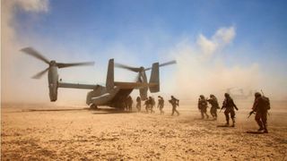 Ministerul de Interne: Militarii, jandarmii şi poliţiştii rom&acirc;ni care participă la misiuni &icirc;n teatrele de operaţii vor primi diurne echivalente cu cele ale partenerilor externi