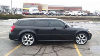 Gestul uimitor făcut de un bărbat pentru c&acirc;inele său: și-a pus mașina la v&acirc;nzare pentru a-i salva viața