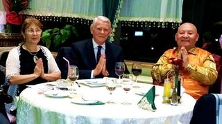 Cum arată soția lui Teodor Meleșcanu! Ministrul de Externe s-a recăsătorit &icirc;n urma cu 10 ani, după ce a ramas văduv. FOTO