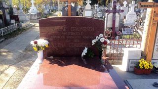 Cum arată astăzi mormântul lui Nicolae Ceaușescu