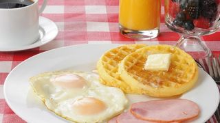 De ce mă &icirc;ngraș? Obiceiuri nesănătoare