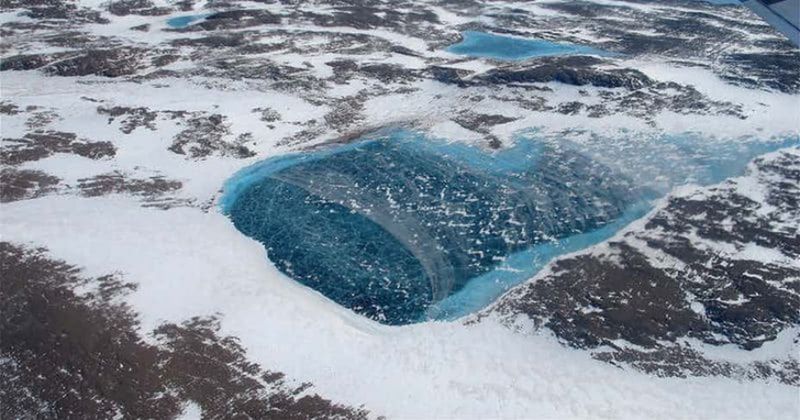 O BOMBĂ cu ceas stă să explodeze sub gheaţa din Antarctica