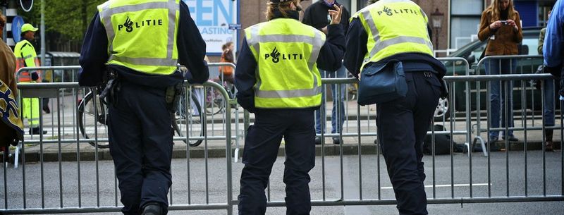 roman arestat in Amsterdam