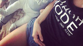 Povestea dansatoarei al cărei copil a fost ucis de gripă &icirc;n 4 zile! Ce face Cristina acum, la un an de la trecerea &icirc;n neființa a micuțului Ayan