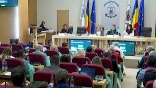 VIDEO | Ședință tensionată, pe tema gripei, la Primăria Capitalei. Au fost schimburi dure de replici