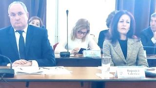 Consilier PSD &icirc;mbrăcat cu &bdquo;izmene&rdquo; la ședința de consiliu