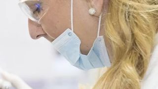să porți corect masca anti-gripă