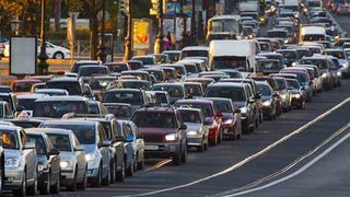 București, pe locul 4 &icirc;n Europa &icirc;n privința congestiei &icirc;n trafic! Capitala Rom&acirc;niei e mai aglomerată ca New York sau Rio de Janeiro! Coșmarul de pe străzi, &icirc;n cifre!