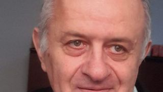 Doliu în învățământul românesc: Un mare profesor a murit