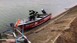 Bacău: Criminalul care și-a ucis soția și i-a abandonat trupul în mașină a fost găst mort în râul Bistrița