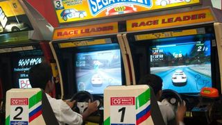 Atac armat într-o sală de jocuri: nouă morți și doi răniți