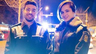 Doi tineri polițiști au intervenit prompt, reușind &icirc;n ultimul moment să salveze viața unui adolescent: &bdquo;Ţ&acirc;şnea s&acirc;ngele!"