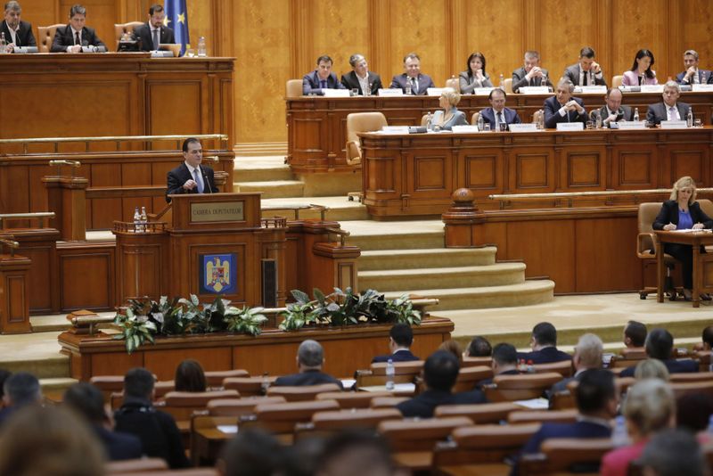 Guvernul Orban a picat