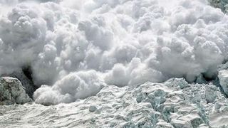 Bilanţul victimelor avalanşelor din estul Turciei creşte la 41 de morţi