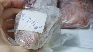 Produse cu termenul de valabilitate depăşit, frigidere ruginite, angajaţi care nu aveau analize la zi, la restaurantul din Feldioara la care s-au înregistrat mai multe cazuri de toxiinfectie alimentară