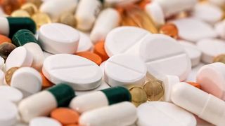 Mască virus gripal. Cum se poartă corect masca &icirc;n timpul epidemiei 