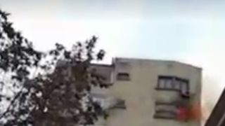 Incendiu devastator în Capitală: o femeie de 85 de ani a murit și alte 9 persoane au fost evacuate din cauza fumului