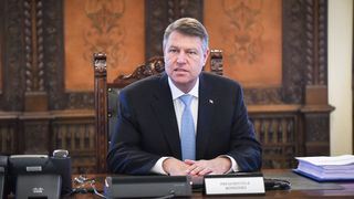Klaus Iohannis a semnat decretele de eliberare