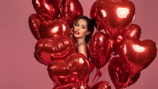 Nu ai timp să cumperi flori de Valentine’s Day? Apelează cu încredere la o florărie online!