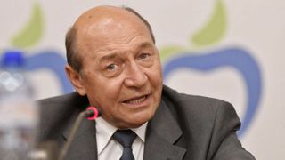 Traian Băsescu ar candida din nou la Primăria Bucureşti, dar întâmpină o dificultate