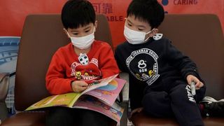 &Icirc;n China, oamenii au ajuns să se &icirc;njunghie pentru o sticlă de definfectant