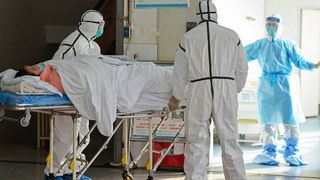 VIDEO | Situație alarmantă: &Icirc;n China, oamenii au ajuns să se &icirc;njunghie pentru o sticlă de definfectant