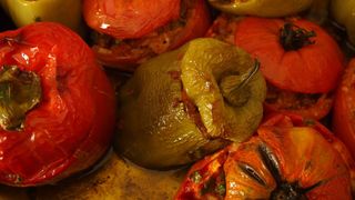 Ardei umpluți. Ardei umpluți cu carne și orez, rețeta bunicii