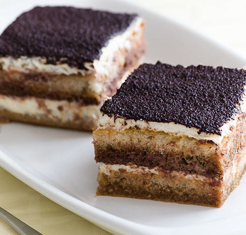 Tiramisu. Rețetă tiramisu. Rețetă simplă tiramisu. Mod de preparare tiramisu. Desert tiramisu